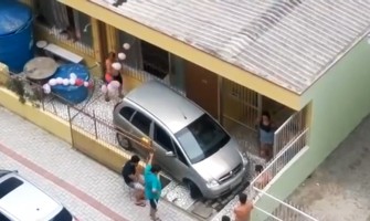 A menor garagem de 2013