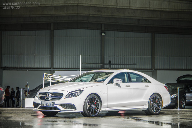 AMG Track Day Experience- um dia de pista para clientes Mercedes-Benz