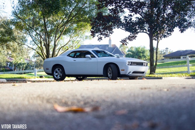 Assista- direto dos Estados Unidos, dirigimos o Dodge Challenger 2