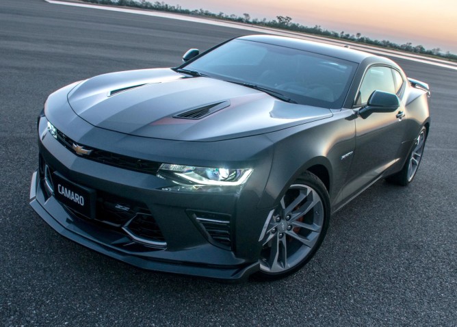 Chevrolet confirma edição de 50 anos do Camaro para o Brasil