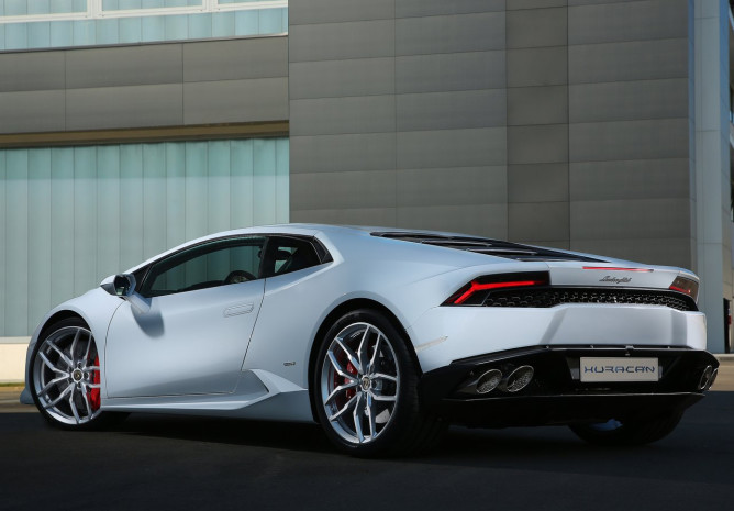 De vento em popa- Lamborghini Huracán já soma mais de 3 mil unidades vendidas 3