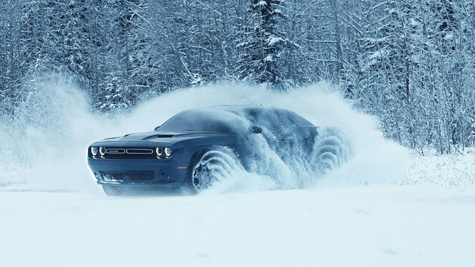 Dodge Challenger GT é um muscle car com motor V6 e tração integral; conheça-o 1