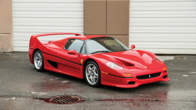 Ferrari F50 que pertenceu ao ex-boxeador Mike Tyson vai a leilão 7