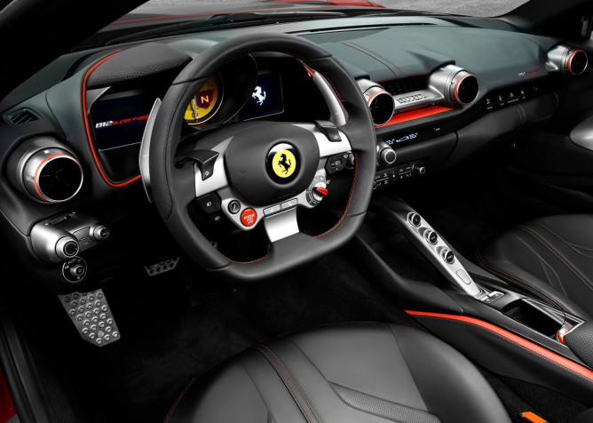Ferrari revela a 812 Superfast, o modelo aspirado mais rápido da história da marca 3