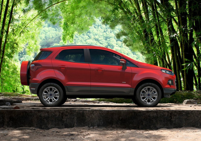 Ford Ecosport atual é oferecido com descontos de R$ 7 mil 1