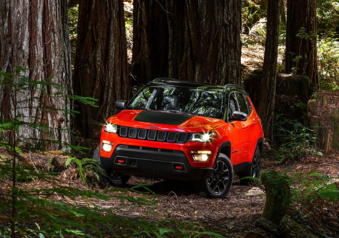 Jeep Compass tem lançamento global no Brasil e preços a partir de R$ 99.990