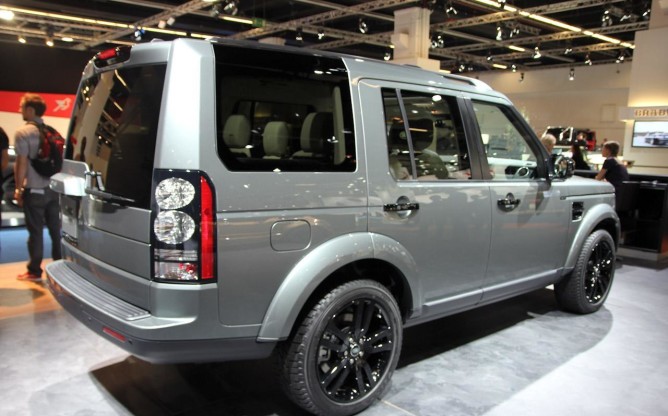 Land Rover apresenta Discovery 2014 no Salão de Frankfurt 2