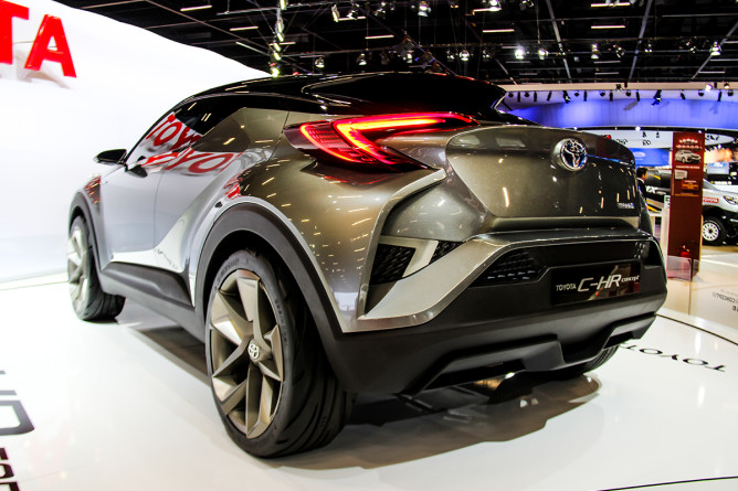 Salão do Automóvel 2016- Toyota traz o CH-R ainda em forma de conceito 3