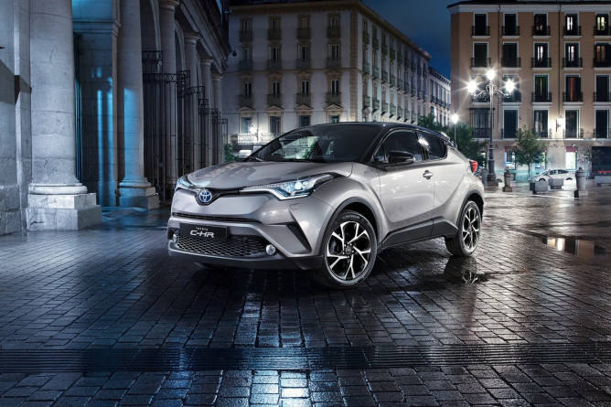 Salão do Automóvel 2016- Toyota traz o CH-R ainda em forma de conceito 4