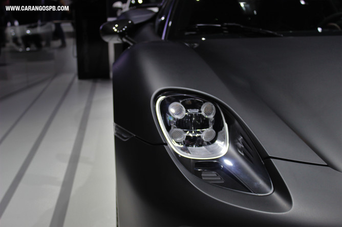 Salão do Automóvel - Porsche 918 Spyder 2