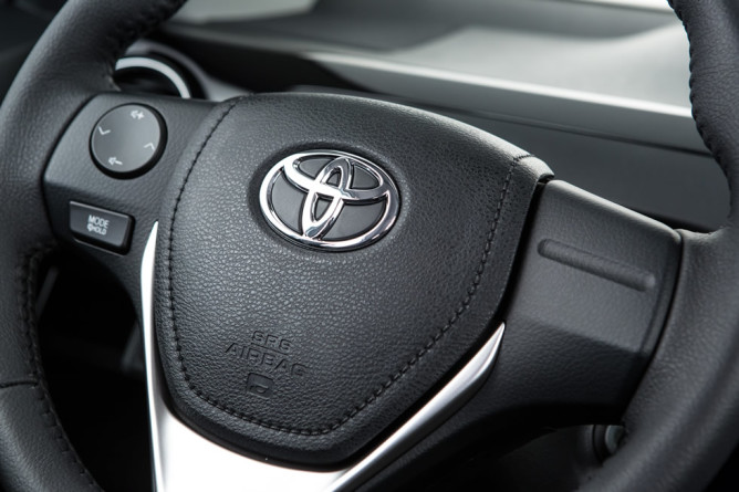 Toyota Etios fica mais caro na linha 2015 3