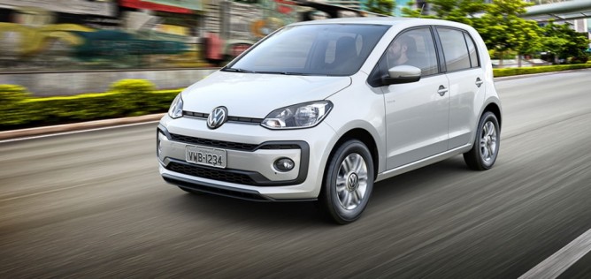 VW up! 2018 chega com preços a partir de R$ 37.990; versão mais cara vai a R$ 57.100