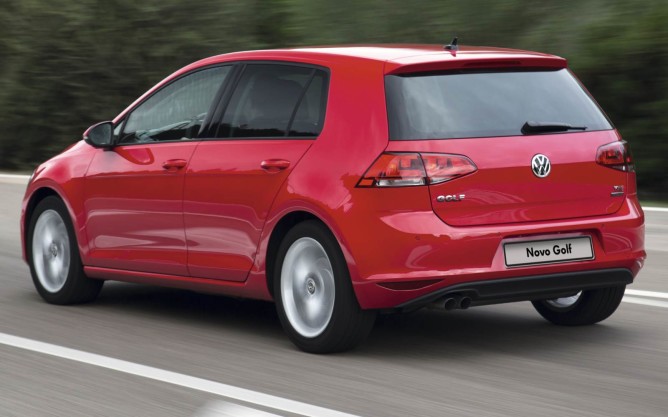 Volkswagen lança no Brasil versão Confortline do novo Golf por R$ 66.990 1