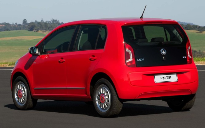 Volkswagen mostra up! TSI, que chega em junho com motor 1.0 de 105 cv 1