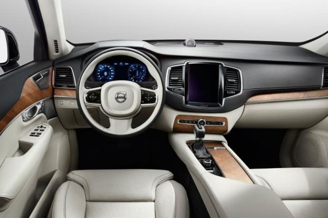 Volvo XC90 2015 tem primeiras imagens reveladas 4