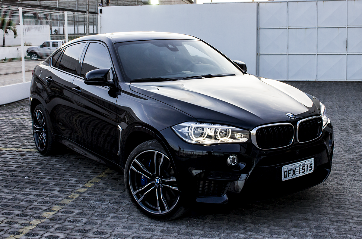 X6 x5 0. BMW x6m 2017 черный. BMW x6 m 2017. БМВ x6 m 2017. БМВ х6 2017 черный.